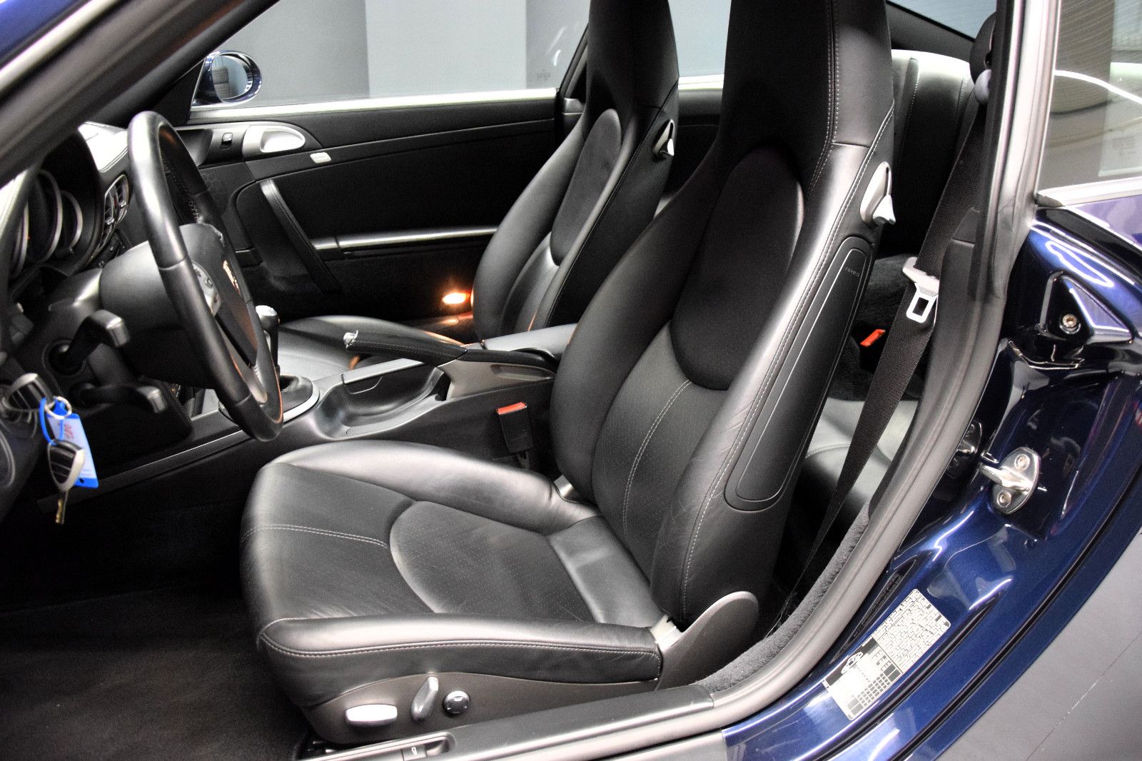 Fahrzeugabbildung Porsche 911 Carrera 4 S Coupe Navi Sportababgas Xenon