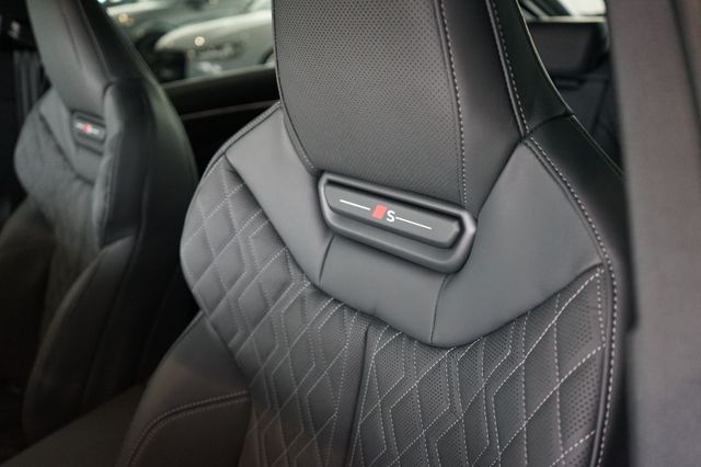 Audi A6 Avant e-hybrid | edition one | Pano | TechPro