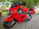 Honda CBR 900RR SC33 Fireblade  - HONDA FIREBLADE SC33