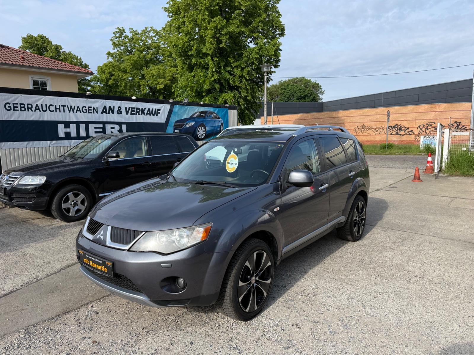 Mitsubishi Outlander 2.4 Intense*AHK*TUV NEU*XENON*BENZIN*