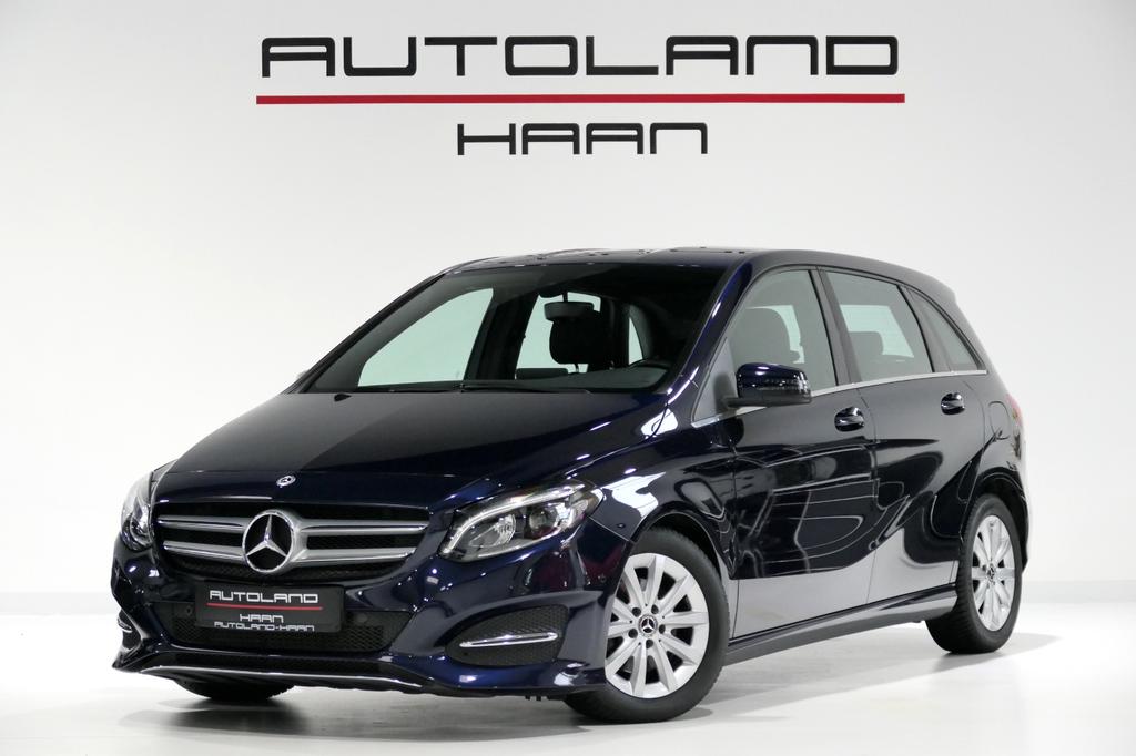 Mercedes-Benz B 180