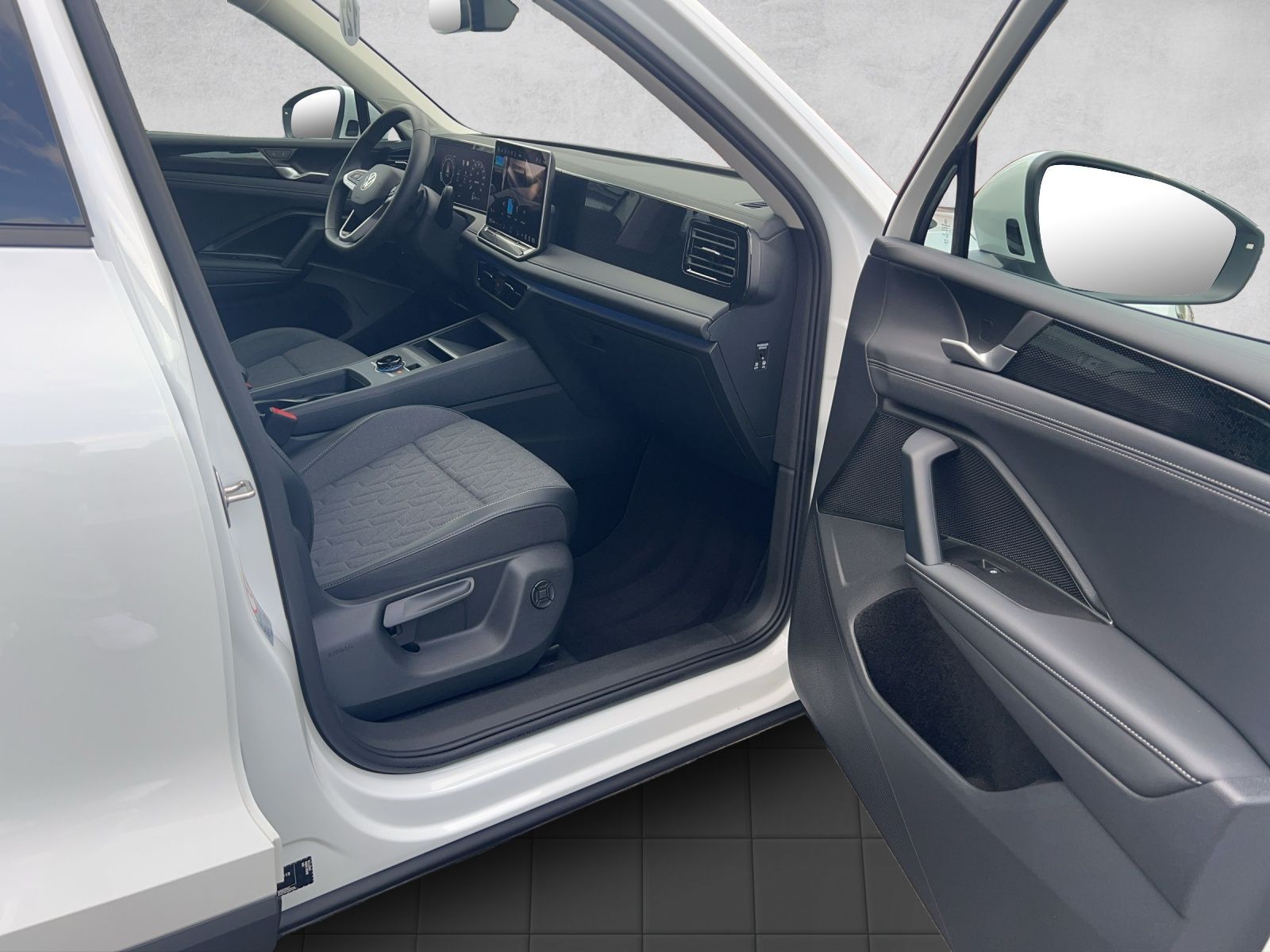 Tiguan Life 1.5 eTSI DSG AHK*Navi*ACC*Standhzg.