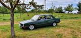 BMW E28 520i - BMW 520: E28