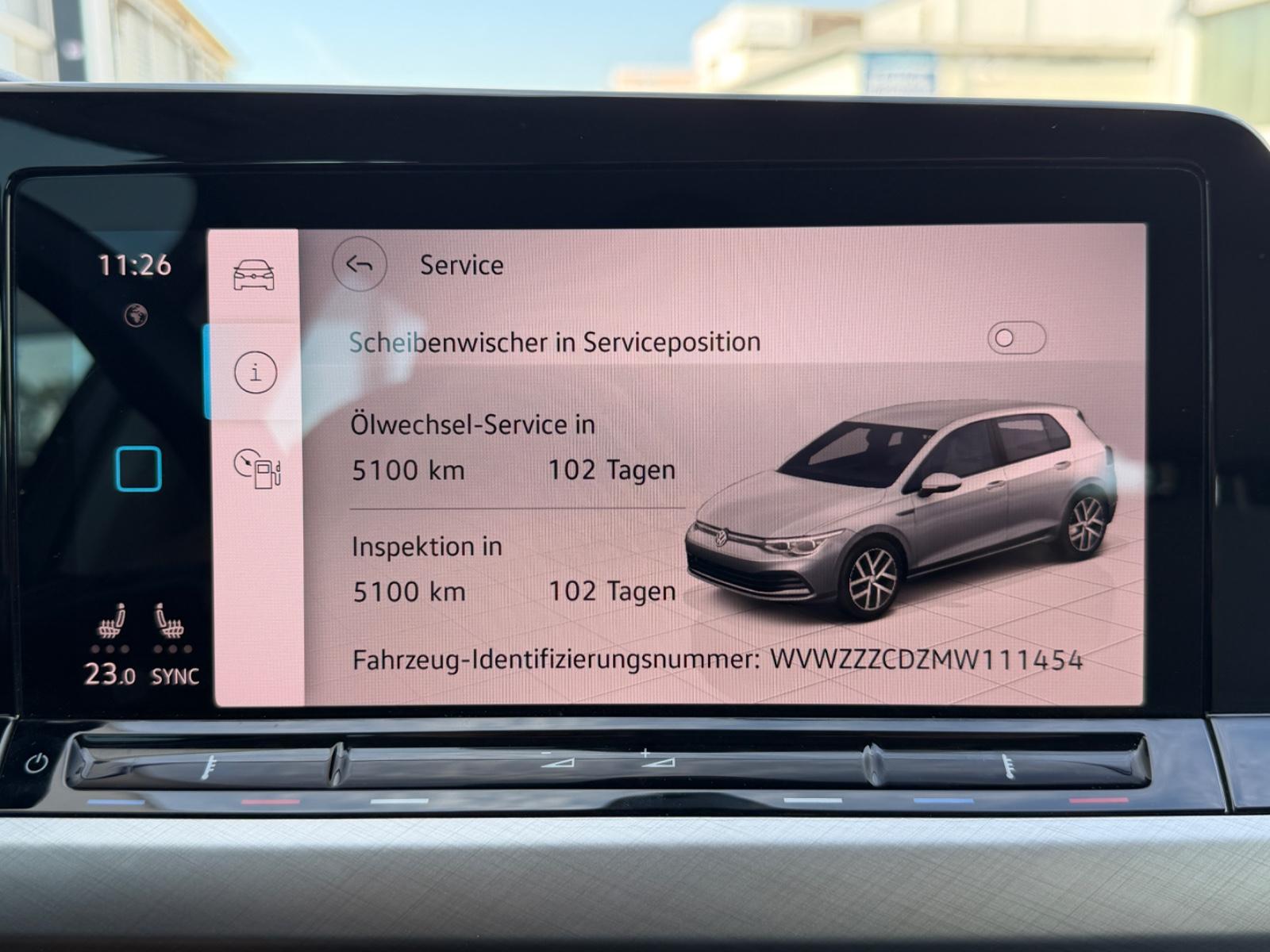 Volkswagen Golf VIII Lim. Life LED/Navi/Kamera/SitzHz/ACC, миниатюра 13