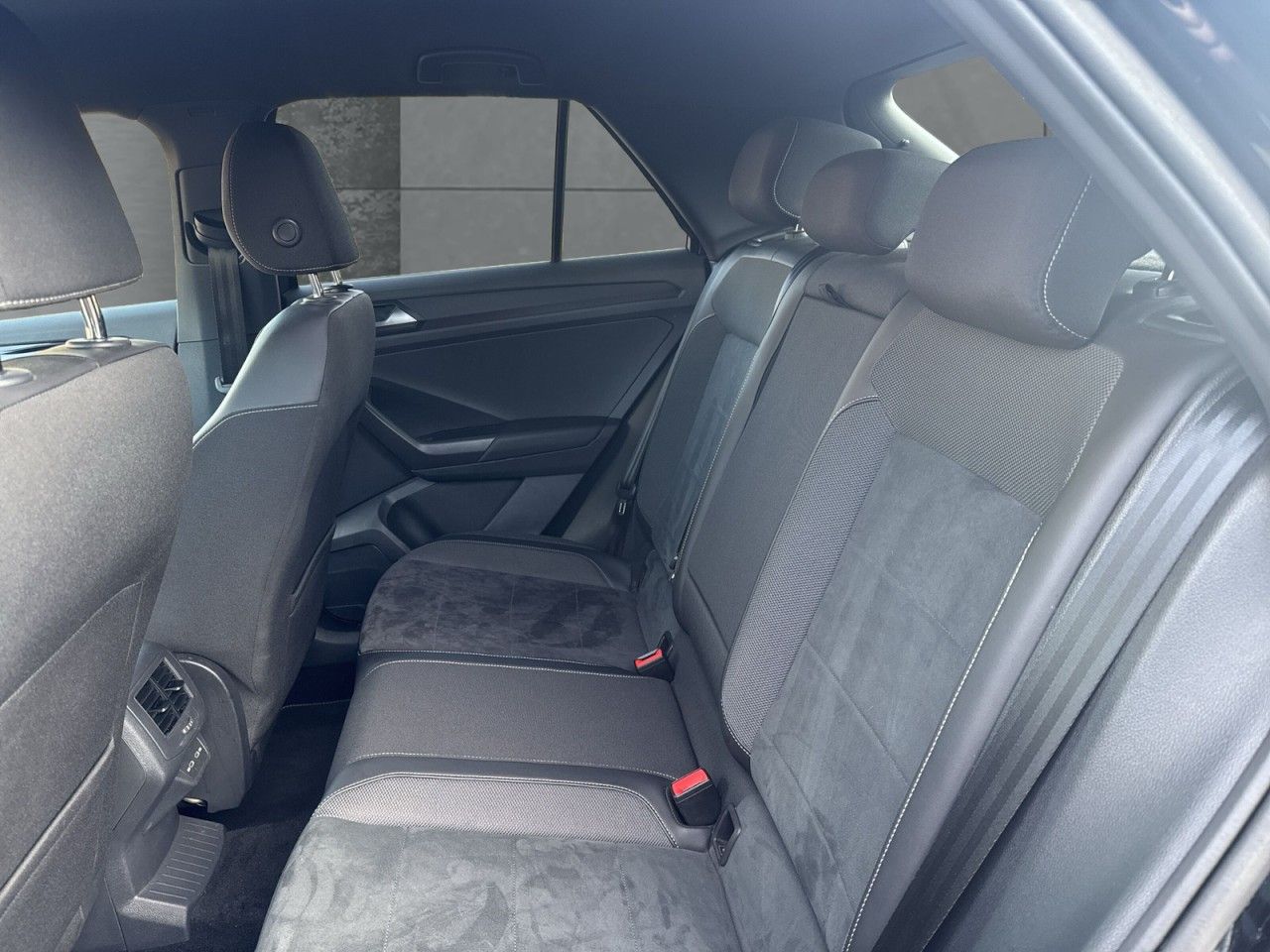 Volkswagen T-Roc - Bild 10