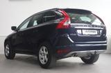 Volvo XC60 Kinetic 2WD Navi Klimaaut. SHZ PDC AHK - Volvo XC60 Kinetic mit Diesel-Antrieb