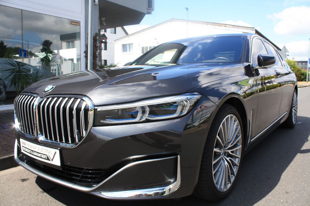 BMW 740