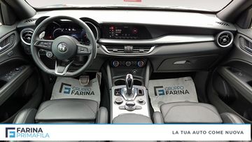 Alfa-Romeo Stelvio - 10