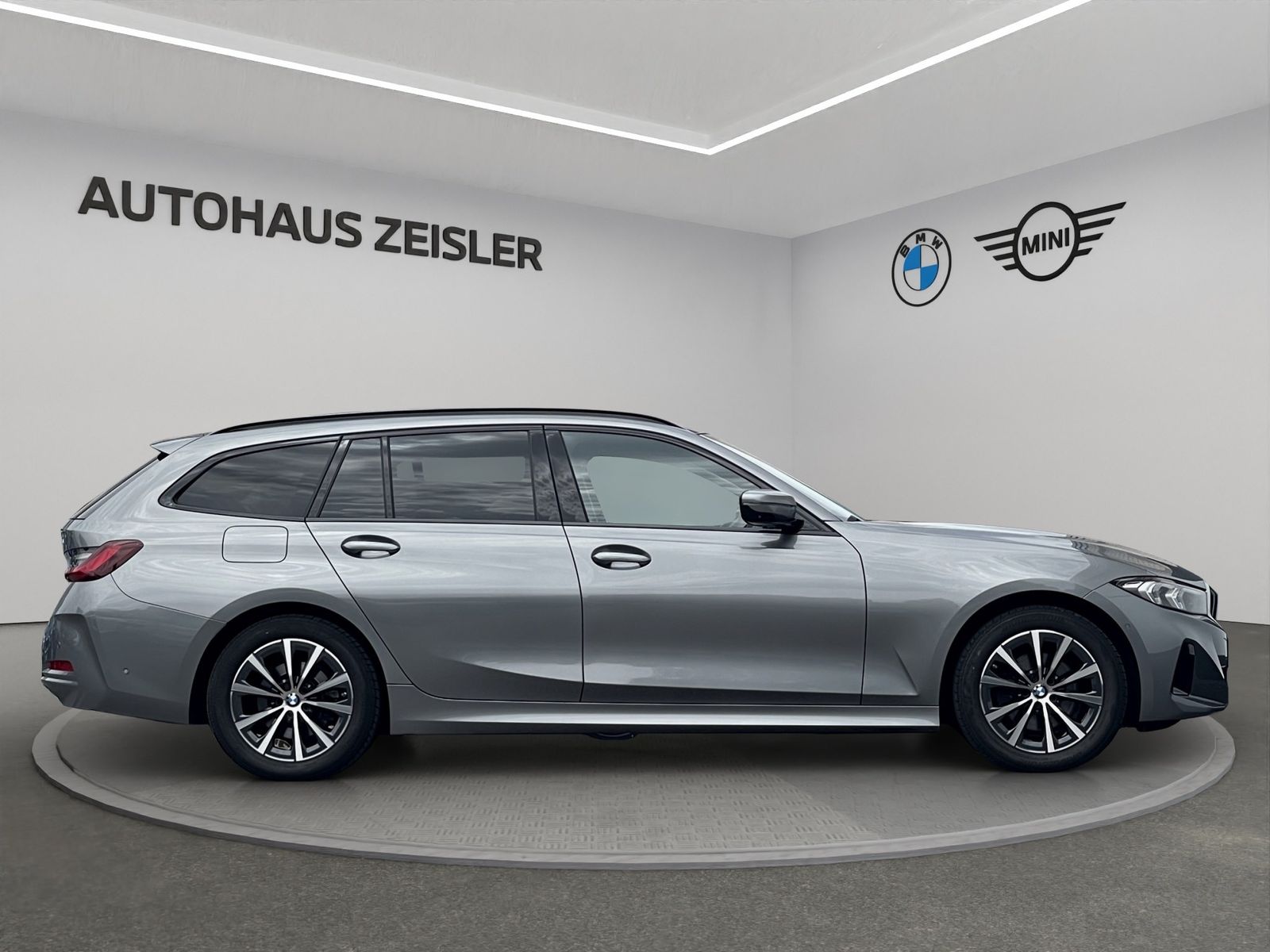 BMW 320i Touring AHK 360°Kamera Head-Up Hifi foto 3