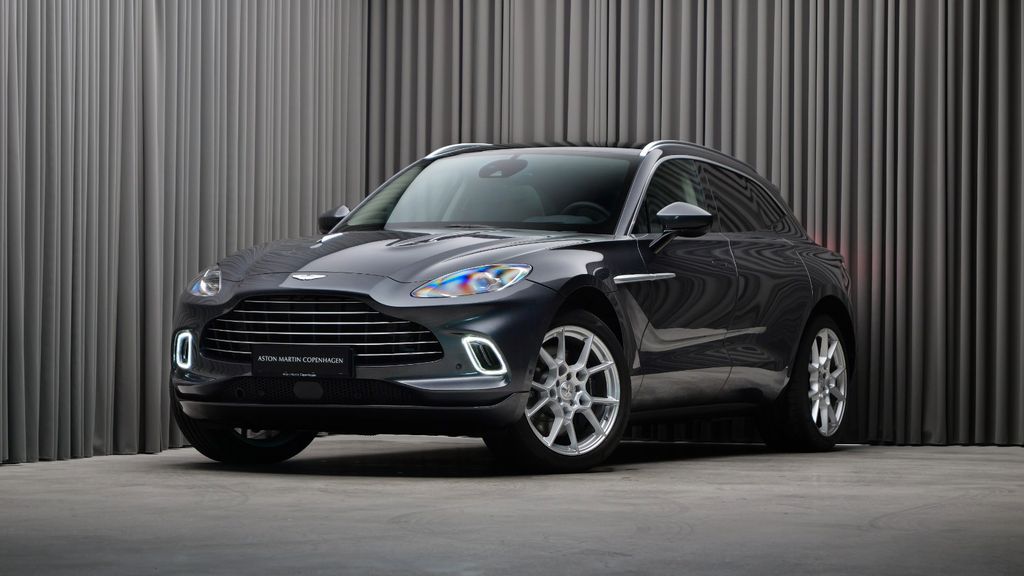 Image of Aston Martin DBX