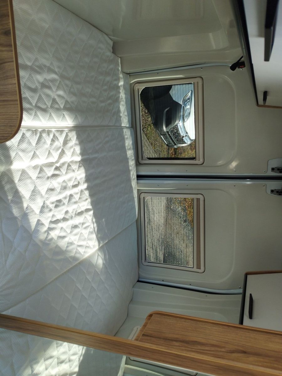 Fahrzeugabbildung Karmann Dexter 4x4 DE 560 AW Markise, Rückfahrkamera