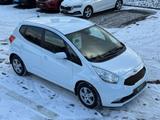 Kia Venga 1.6 CVVT SPIRIT NAV GRA KAMERA SHZ PRIVACY - Kia Venga mit Benzin-Antrieb