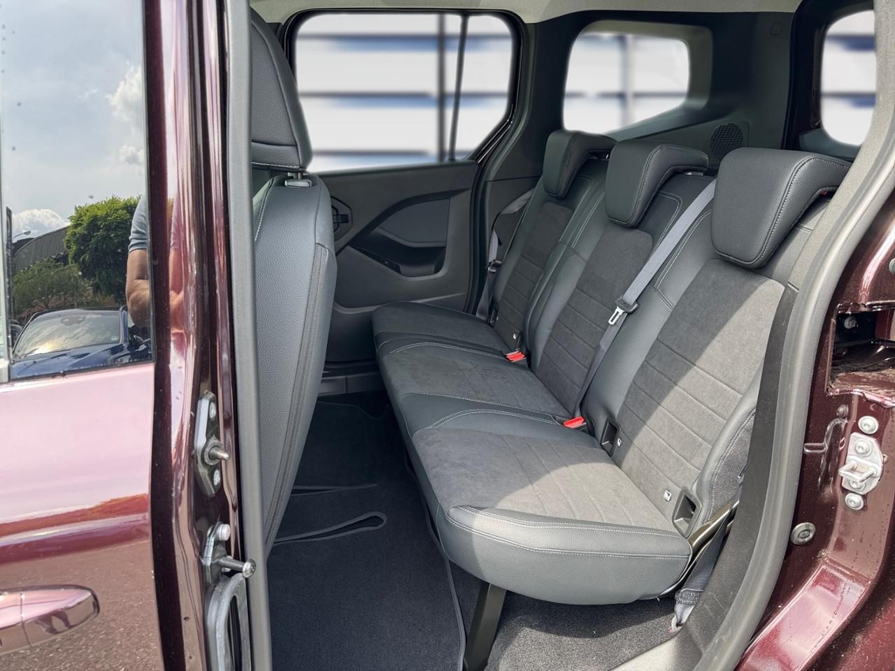 Fahrzeugabbildung Mercedes-Benz T 180 d Edition LED*Automatik*Kamera*Navi*Klima*