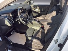 Fahrzeugabbildung DS Automobiles DS 7 E-Tense 225 Grand Chic LEDER NAVI LED