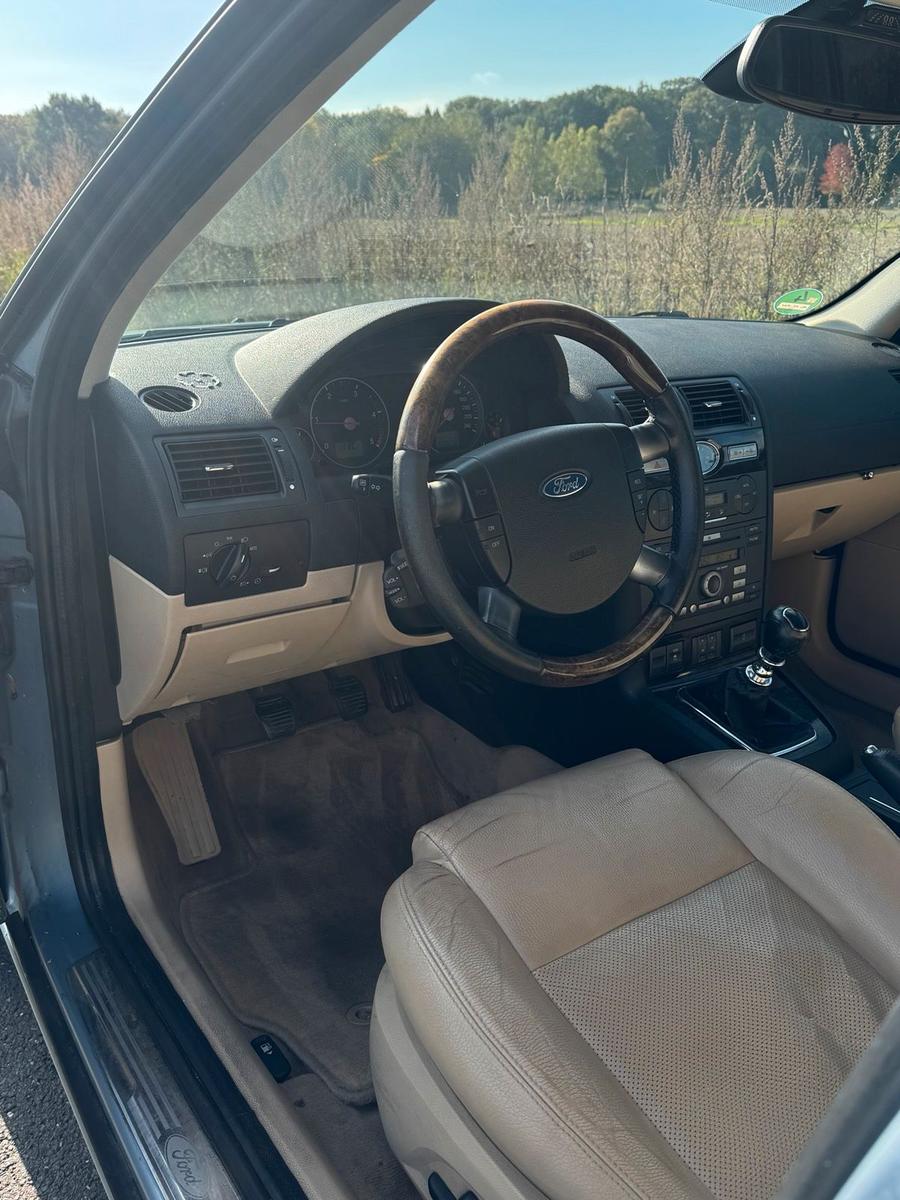 Ford Mondeo 2006 — engine 155 HP (114kW)