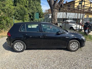 Volkswagen Golf - 4