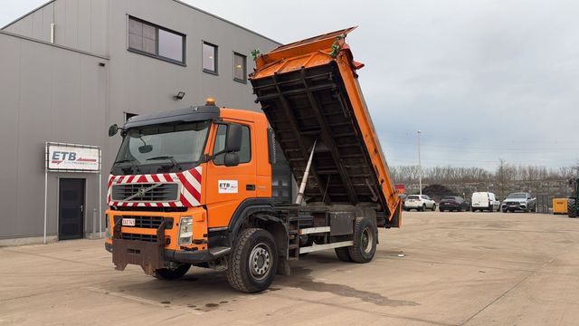 Volvo FM 300 (4X4 / CAMION COMMUNAL / MANUAL GEARBOX /