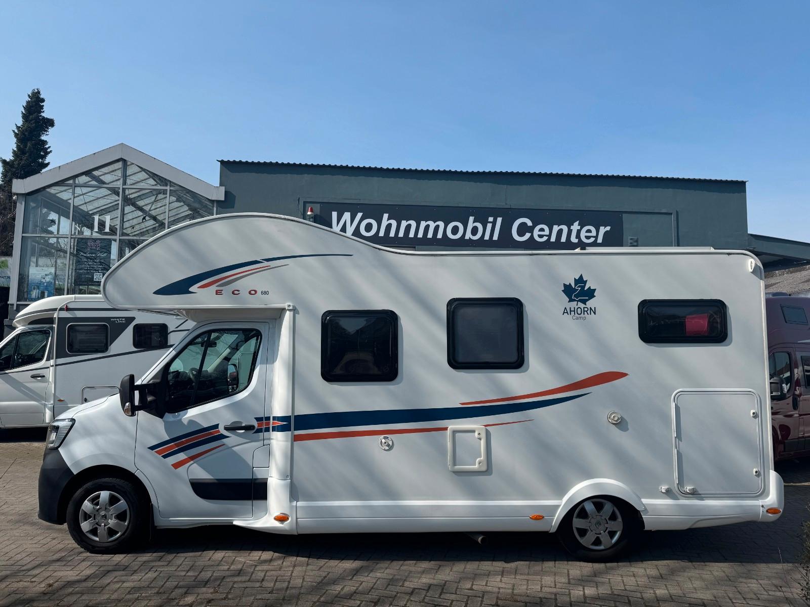 Ahorn ECO A 680-Hubbett-Solar-6 Schlafplätze-Radträger