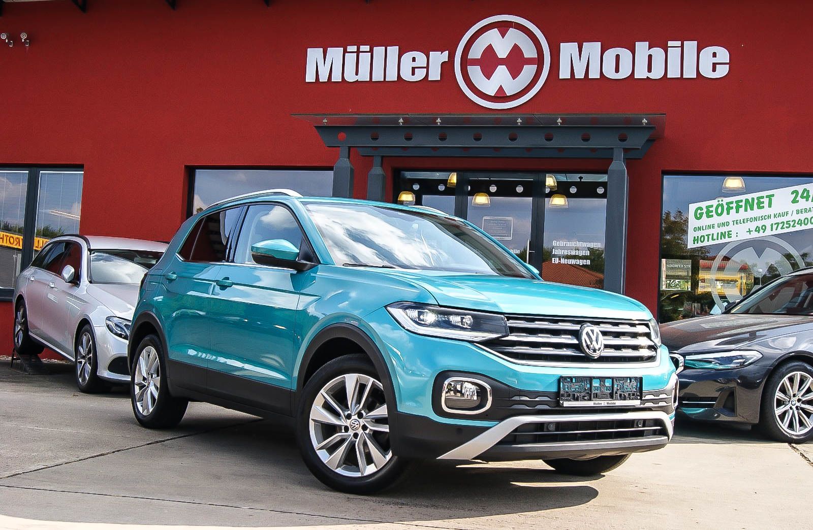 Fahrzeugabbildung Volkswagen T-Cross HIGHLINE 10TSI NAVI LED VIRTUAL CD 1HAND