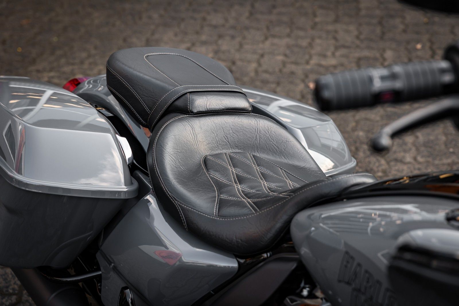 Fahrzeugabbildung Harley-Davidson FLTRXST Road Glide ST - Kesstech -