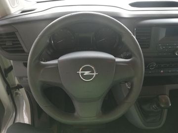 Opel Vivaro - 11