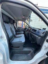 Opel Vivaro - 7