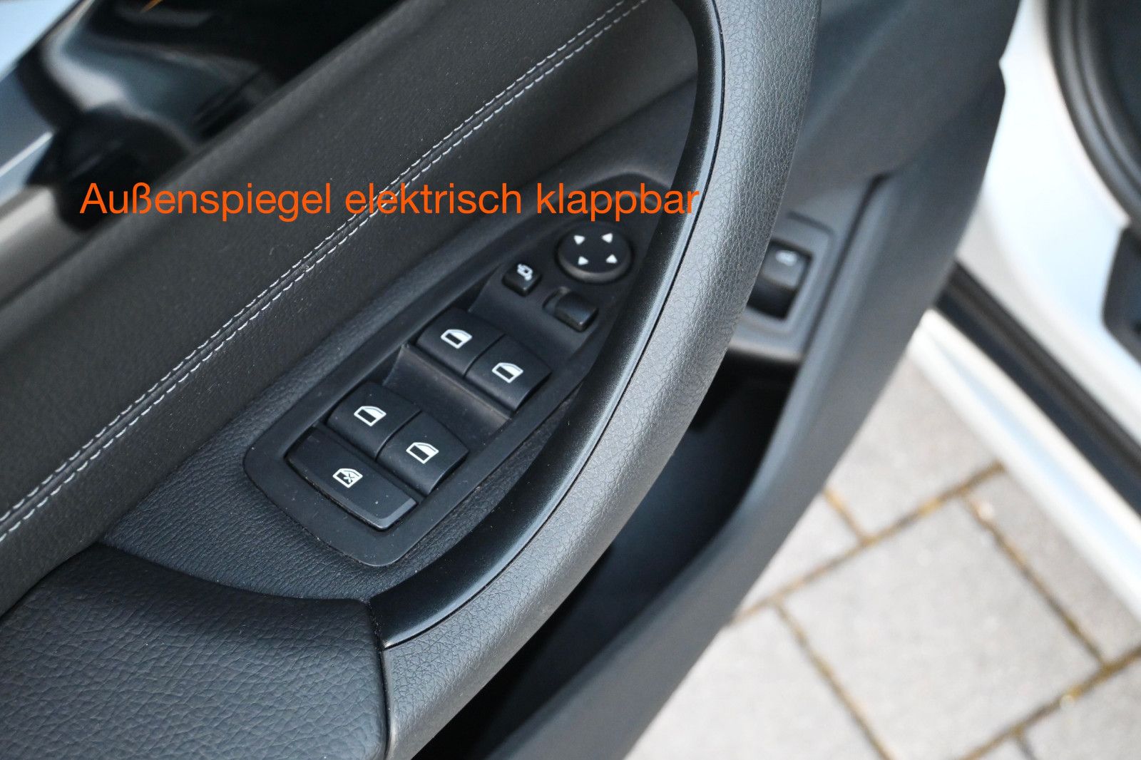 Fahrzeugabbildung BMW X1 xDr. 18d Sport Line °AHK°LEDER°HEAD-UP°KAMERA