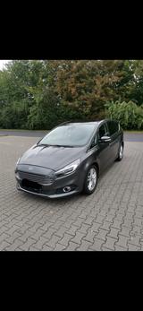Ford S-Max 2,0 TDCi 132kW Titanium Titanium - Ford S-Max mit Schiebetür