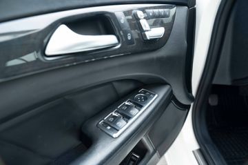 Fahrzeugabbildung Mercedes-Benz CLS SB 350 CDI LEDER KAM LED AHK PANO HARM.KARDO