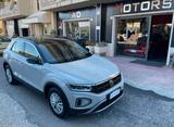Andere VW T-Roc 2.0 TDI 116Cv Style 2023 - Andere mit Diesel-Antrieb: Beige