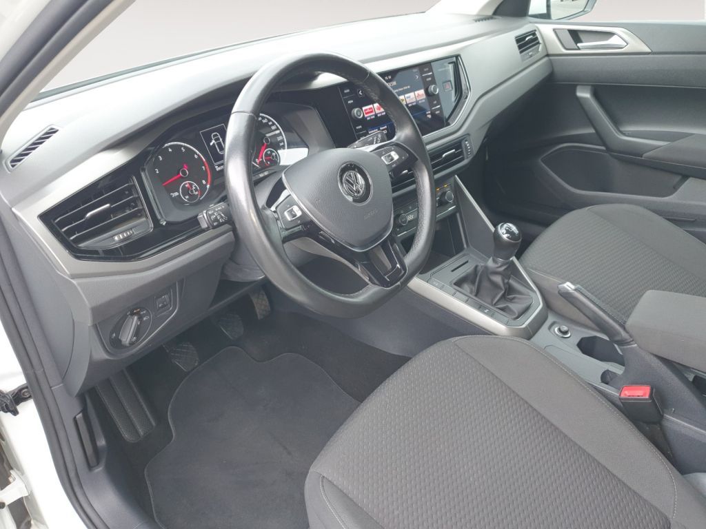 Fahrzeugabbildung Volkswagen Polo 1.0 Comfortline Sitzheizung, Climatr., PDC.