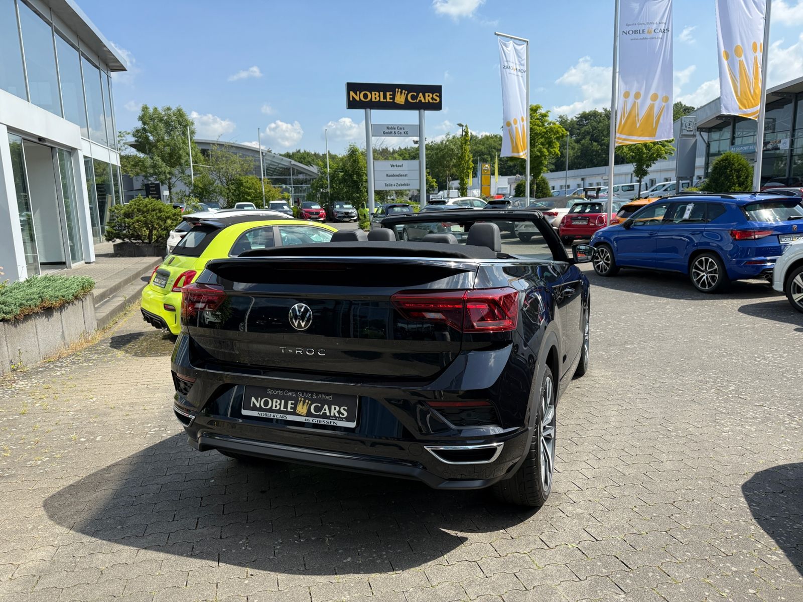 Fahrzeugabbildung Volkswagen T-Roc Cabriolet R-Line AHK LED NAVI ALU