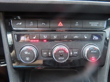 Fotografie 17 des Seat Leon SC Cupra 300 Kamera M+S DAB Navi