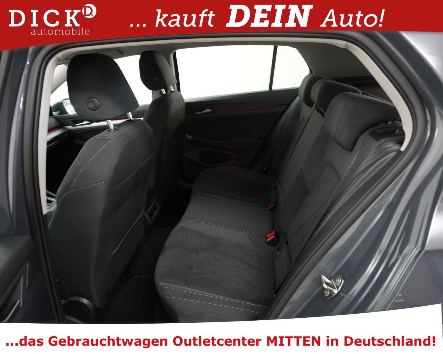 Fahrzeugabbildung Volkswagen Golf VIII 2.0d DSG Life MEMO+MASSAG+VIRTU+AHK+AC