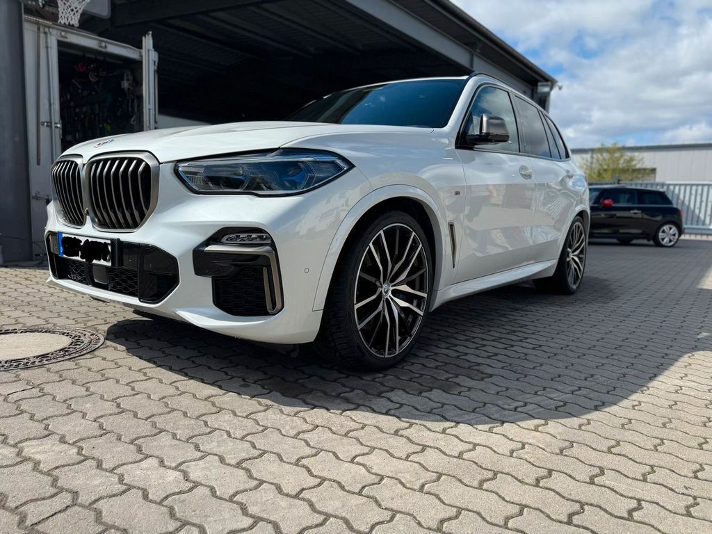 Image of BMW X5 M50