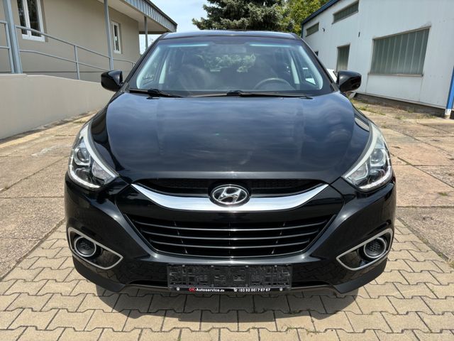 Hyundai ix35 blue 1.6l Finale 2WD*1.Hand*AHKLast2400kg*