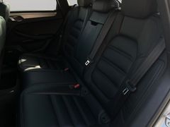 PORSCHE Macan Turbo Lenkradhz. | Panorama | Kamera