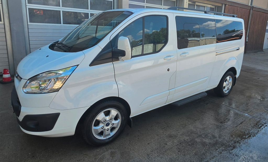 Image of Ford Tourneo Custom
