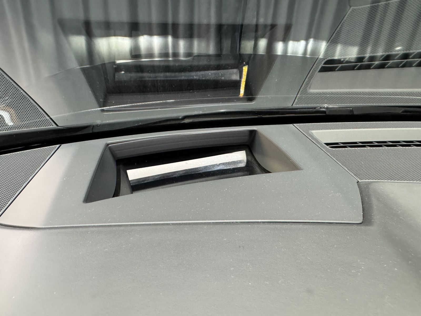 Fahrzeugabbildung Audi RS6 Avant 4.0 TFSI quattro|PANO|MATRIX|ACC|VOLL