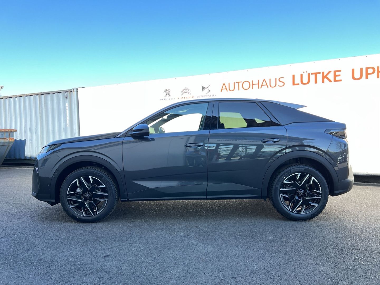 Fahrzeugabbildung Peugeot 3008 Allure HYBRID 145 e-DSC6  Navi AHK CarPlay