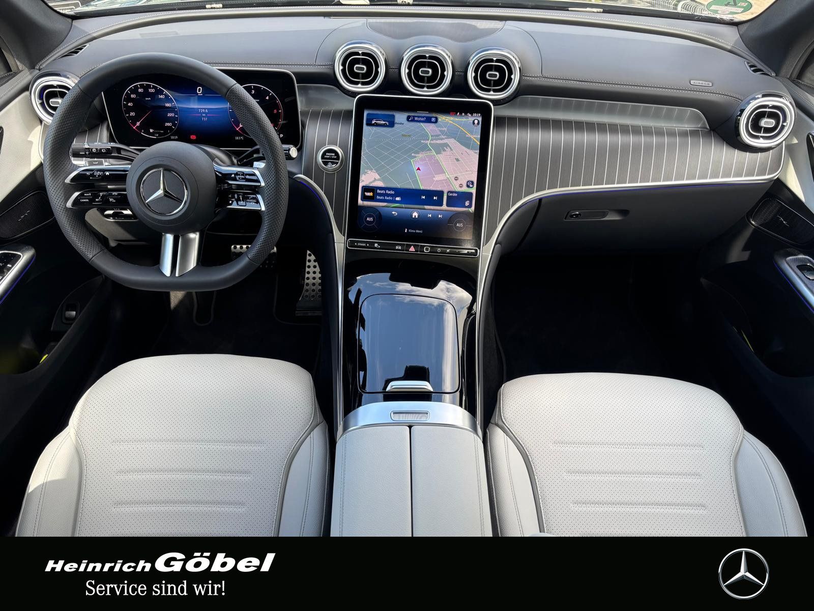 Fahrzeugabbildung Mercedes-Benz GLC 220 d 4M AMG*PANO*AHK*MEMORY-SITZE*360°KAMER