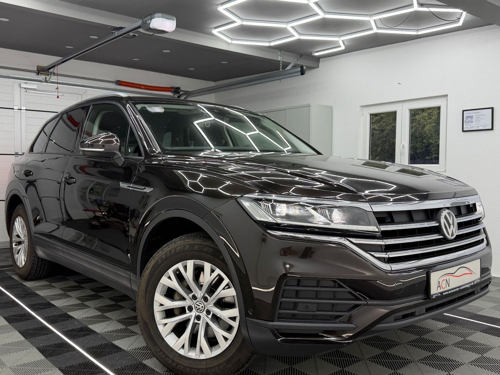 Fahrzeugabbildung Volkswagen Touareg 3.0 TDI 4Motion/KAMERA/ACC/AHK/LED