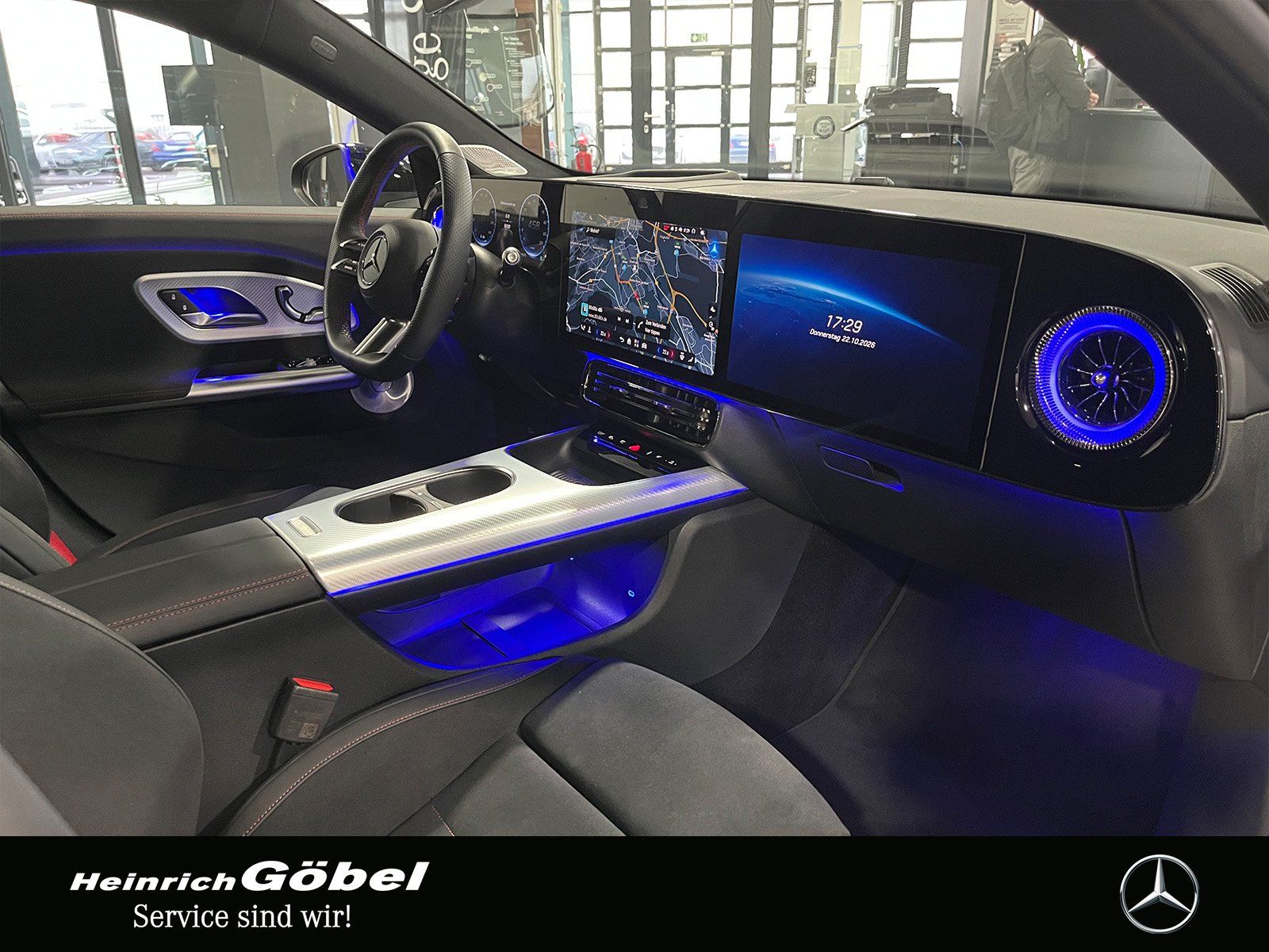 Fahrzeugabbildung Mercedes-Benz CLA 350 4M AMG Line Plus SUPERSCREEN+AHK+360°CAM