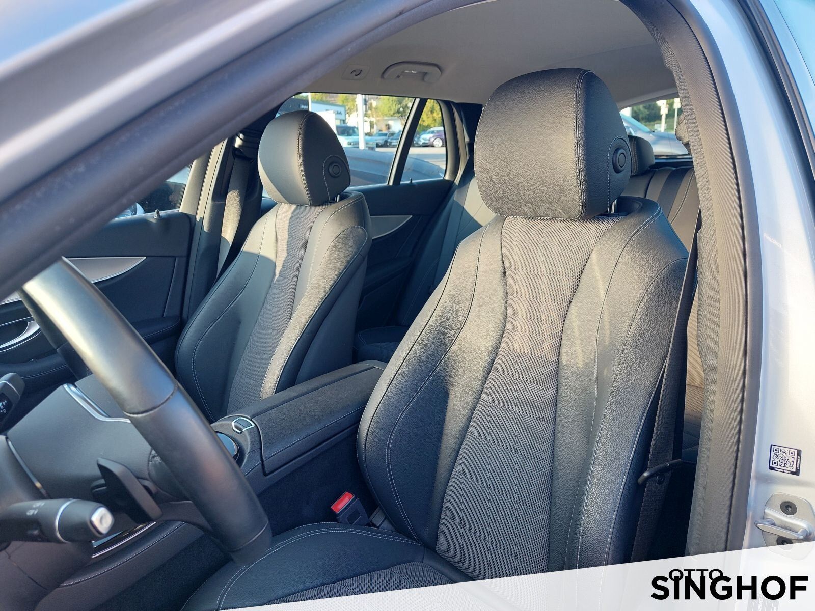 Fahrzeugabbildung Mercedes-Benz E 200 T Avantgarde 4Matic+dyn.LED+Rü Kam+TOTW+
