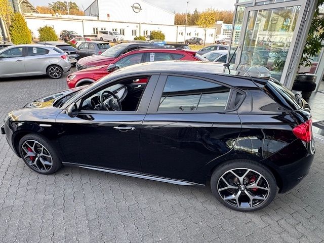 Fahrzeugabbildung Alfa Romeo Giulietta Sprint NAVI 18" ALU - TOP