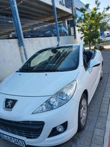 Peugeot 207 CC Black & White Edition 155 THP Black &... - gebrauchte Peugeot 207 aus dem Jahr 2013