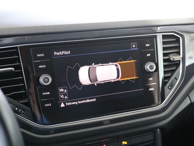 Volkswagen T-Roc 1.5TSI LED SITZHZ NAVI PDC ACC 18ZOLL