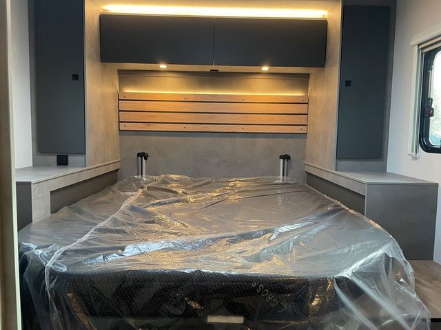 Crosscamp EXPDN 7.4D AUTOMATIK ACC OHNE HUBBETT NAVI KAME