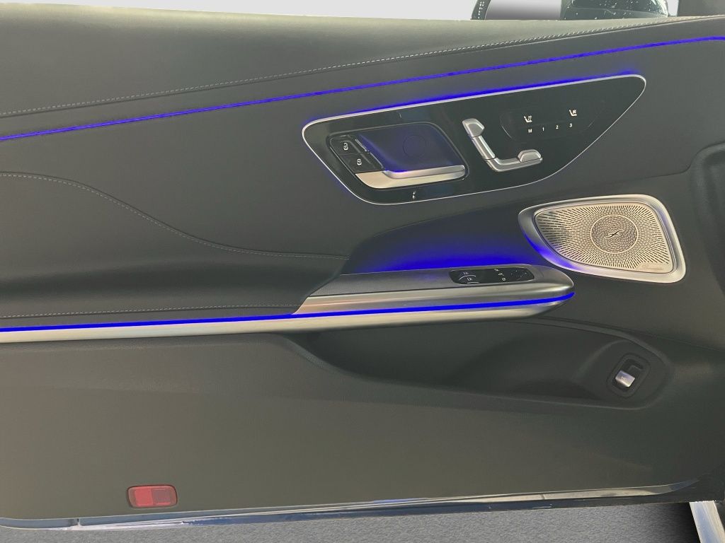 Fahrzeugabbildung Mercedes-Benz CLE 220 d AMG*NIGHT*PANO*DISTR*BURM*KEYL*MEMO
