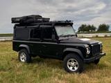 Land Rover Defender 110 TD4 Station Wagon E E - Land Rover Defender: Station Wagon